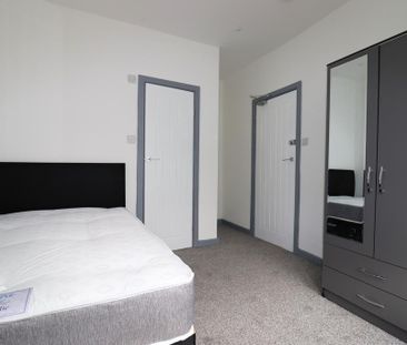 5 bedroom terraced house to rent - Photo 2