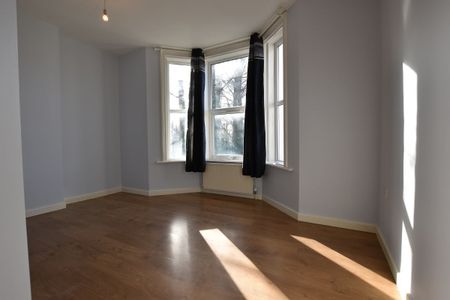1 Bed Flat, Crescent Road, LU2 - Photo 4