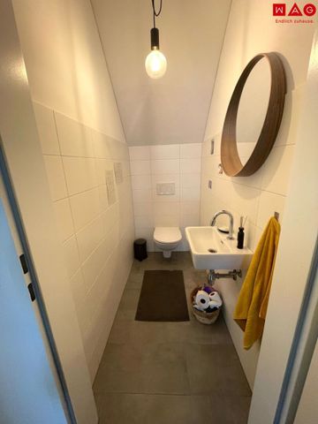 Wohnen über den Dächern von Linz/Oed! Neubau Dachgeschoss-Mietwohnungen mit Penthousecharakter und beeindruckender Aussicht! Höchste Wohn- und Lebensqualität in ruhiger und beliebter Wohngegend! Perfekte Infrastruktur! - Photo 2