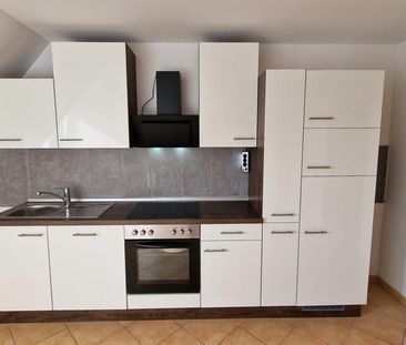 attraktive Wohnung in zentraler Lage inkl. moderner Einbauküche - Photo 1