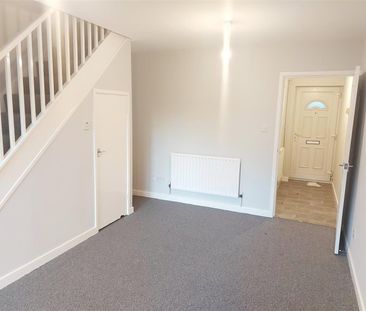 2 Bedroom House - Semi-Detached - Photo 5