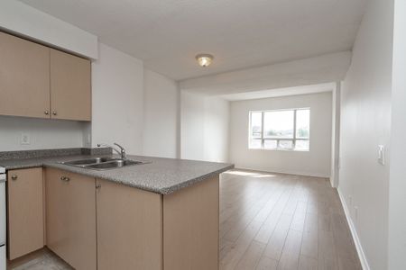 333 Sidney Belsey Crescent - Photo 4