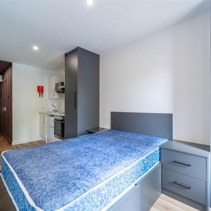 Studio to rent - Photo 1