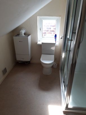 1 Bed Flat, Cleveland Road, M8 - Photo 1