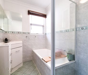 3 Bedroom Family Home - Photo 6