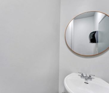 Sundowner Apartments - Photo 5