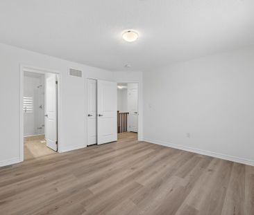 For Lease - 18 Ivory Road, Barrie, Ontario - Photo 2