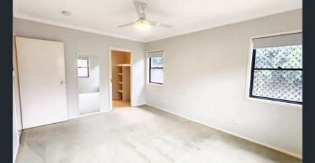 Perfect Home in Convenient Location - Photo 4