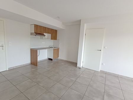 Location Appartement 3 pièces 60m² PERPIGNAN 66000 - Photo 3