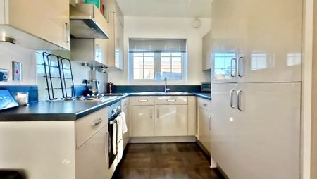 2 bedroom terraced house to rent - Photo 4