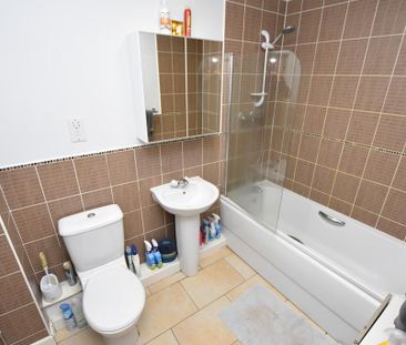 2 bedroom apartment to rent - Photo 6