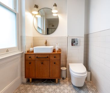 2 Bed Flat, London, W11 - Photo 6