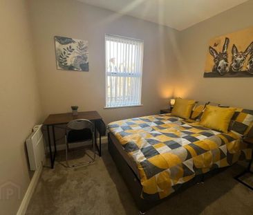 University Street, Room 7, All Bills Included, Belfast, BT7 1FZ - Photo 4