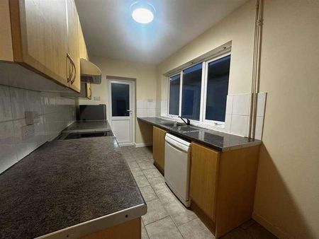 Victoria Road, Crosby, L23 - Photo 5