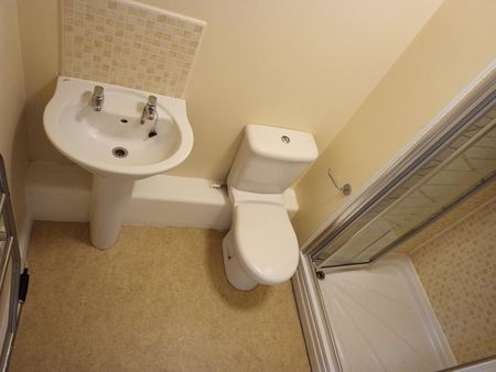 2 Bed Flat, Beauchamp House, CV1 - Photo 3