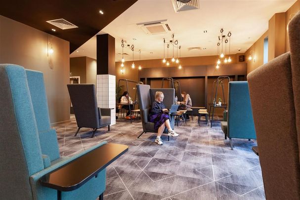 Studio to rent - Photo 1