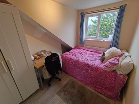 6 bedroom house to rent - Photo 3