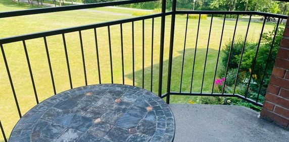 Condo de 2 chambres "tout inclus" à louer à Québec (abords de la rivière St-Charles) - à partir de maintenant jusqu'en juin 2026 - Photo 2