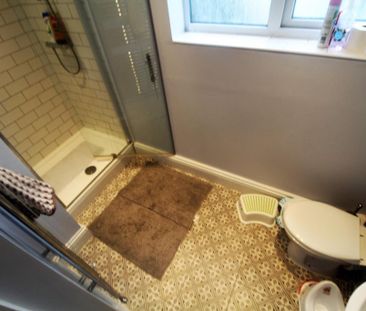 3 bedroom terraced house to rent - Photo 6