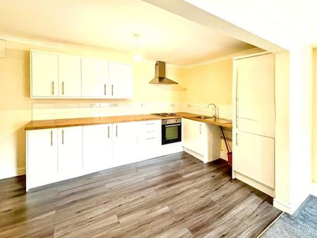 3 bedroom end of terrace house to rent - Photo 5