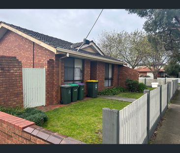 6/4 Mason Street, Newport, Vic 3015 - Photo 1