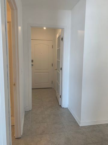 7680 Boul. Marie-Victorin, apt. 1420 - Photo 2