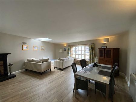 1 Market Quay, Kinsale, County Cork, P17 WP74 - Photo 2
