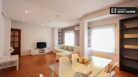 valencia, Valencian Community 46010 - Photo 5