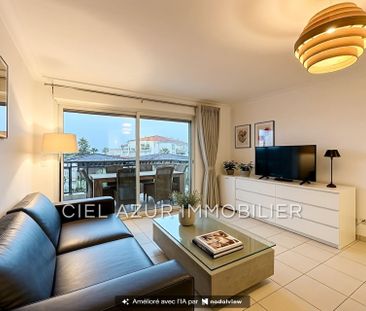 Location Appartement 2 pièces 44m² JUAN LES PINS 06160 - Photo 1