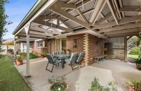 7 Magpie Close, Lara - Photo 3