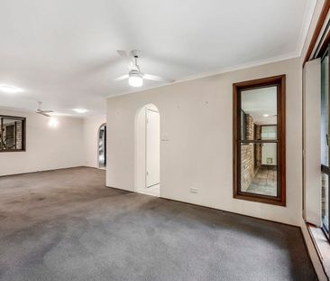 Secluded Acreage Retreat in Mudgeeraba – Privacy, Space, and Lifest... - Photo 3