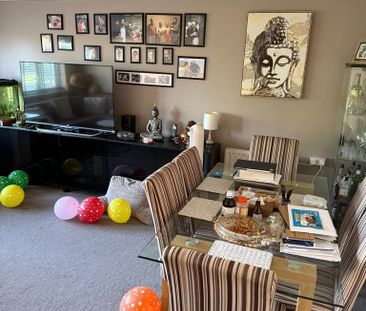 3 bedroom flat to rent - Photo 1