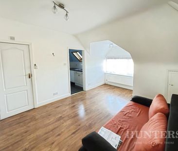 1 bedroom Flat To Let Total Size: 517 SQ FT - Photo 1