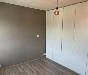 WETTEREN - Hernieuwde rijwoning - Photo 4