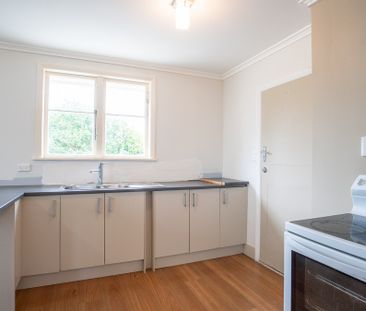 Move into Maxwells! - Photo 6