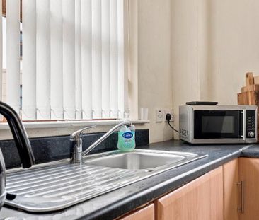 Flat 21 Loy Court, 265 Old Belfast Road, Bangor, BT19 1LU - Photo 2