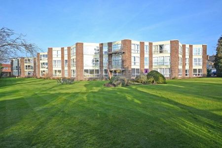 Parkside Court, Weybridge, Surrey, KT13 - Photo 3