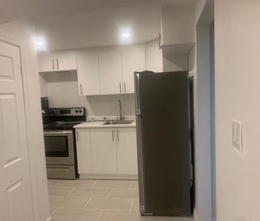 For Lease - 371 Selby Crescent Unit# Basement, Newmarket, Ontario - Photo 5