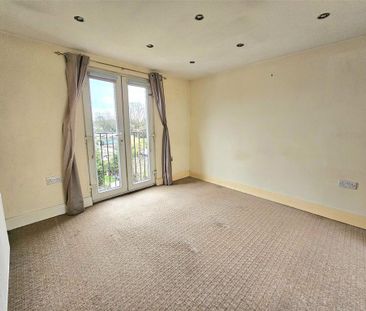 2 bedroom maisonette to rent - Photo 2