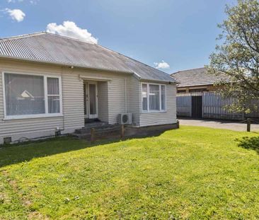 3 Bedrooms, 1 bathrooms - Photo 2
