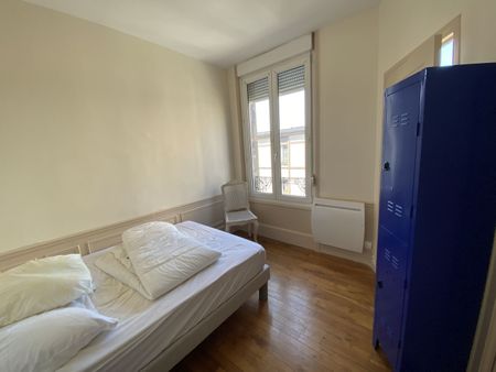 Location Appartement 2 pièces 27m² - Photo 4