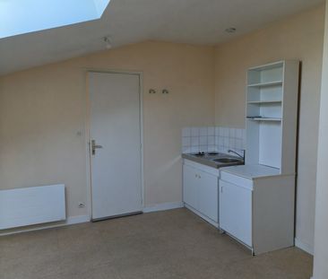 Location Appartement 1 pièce 19m² ANCENIS 44150 - Photo 1