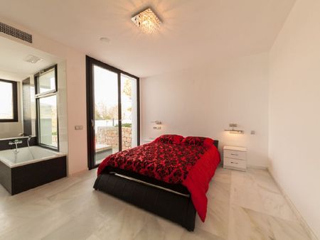 Villa for Rental in Javea - Photo 2