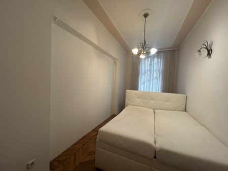 Nähe U2/U4 I Ruhelage I Stilaltbau im Servitenviertel I zwischen Porzellangasse und Rossauerlände - Photo 3