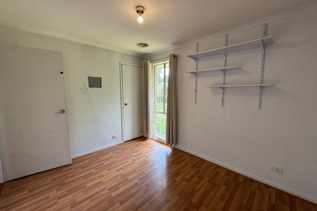 21 Ormond Road, Hampton Park VIC - Photo 5