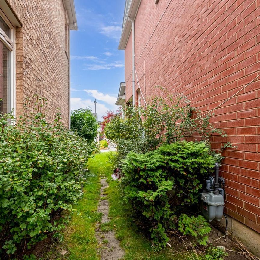 For Lease - 98 Waterbridge Way, Toronto, Ontario - Photo 1