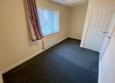 Moon Crescent, Coventry - Photo 2