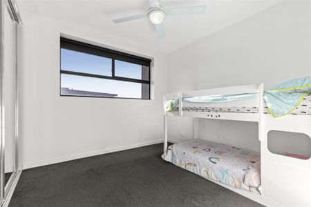 401/18 Mermaid Street, Chermside, QLD, 4032 - Photo 4