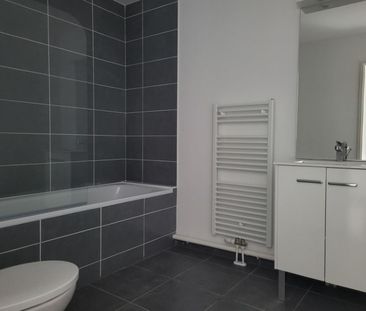 location Appartement T2 DE 43.48m² À FACHES THUMESNIL - Photo 5