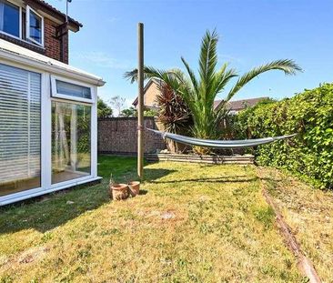 Crundens Corner, Rustington, BN16 - Photo 4